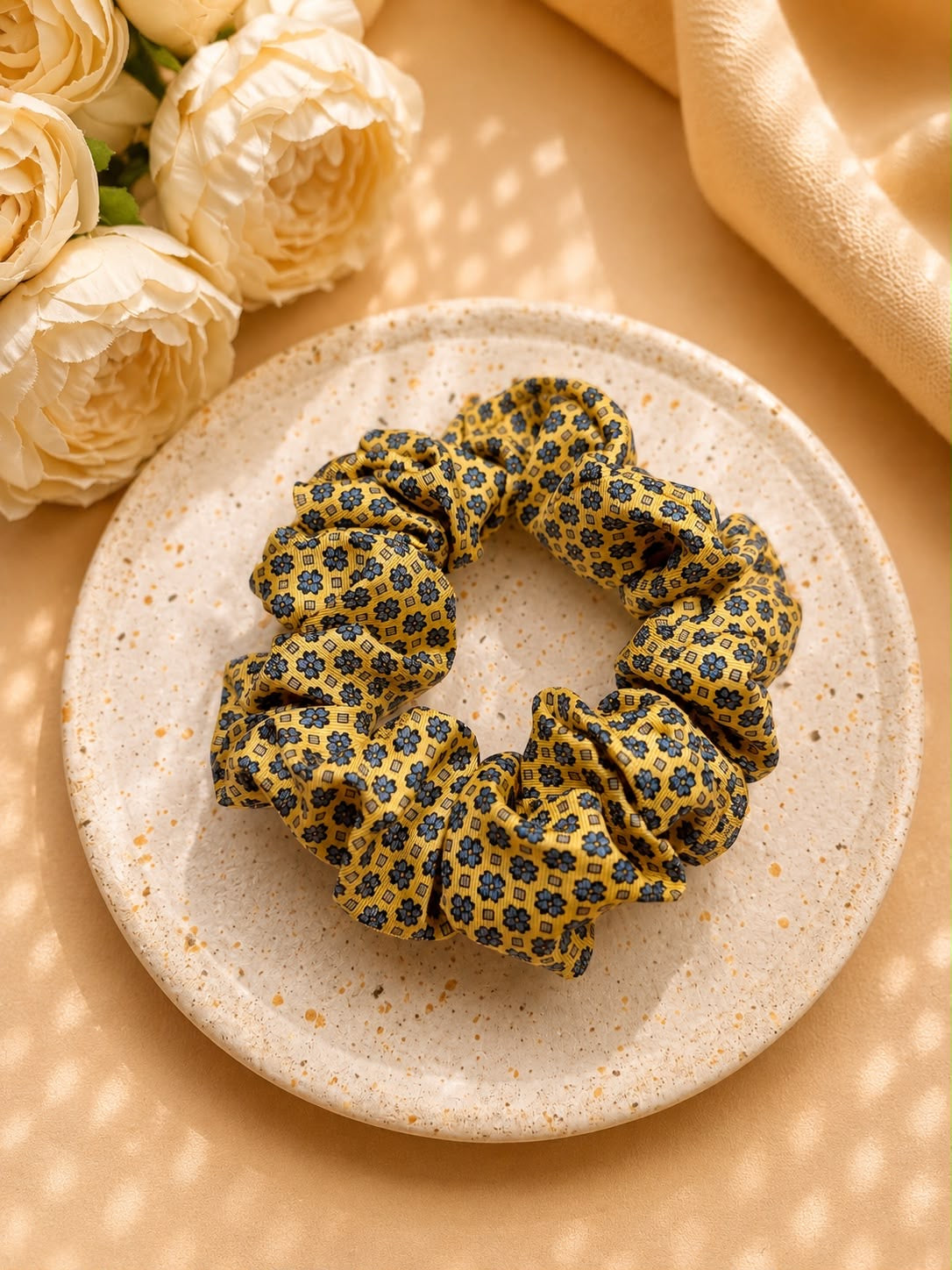Jedwabna gumka frotka Scrunchie #001