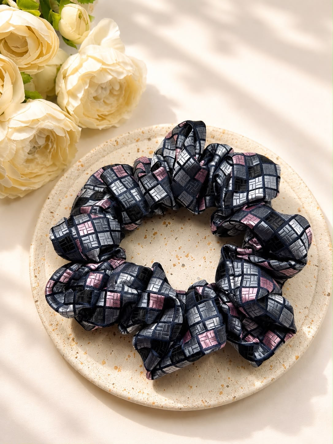 Jedwabna gumka frotka Scrunchie #002
