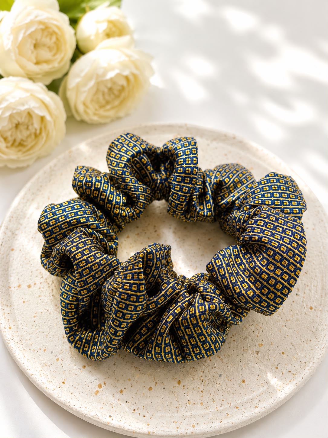Jedwabna gumka frotka Scrunchie #027