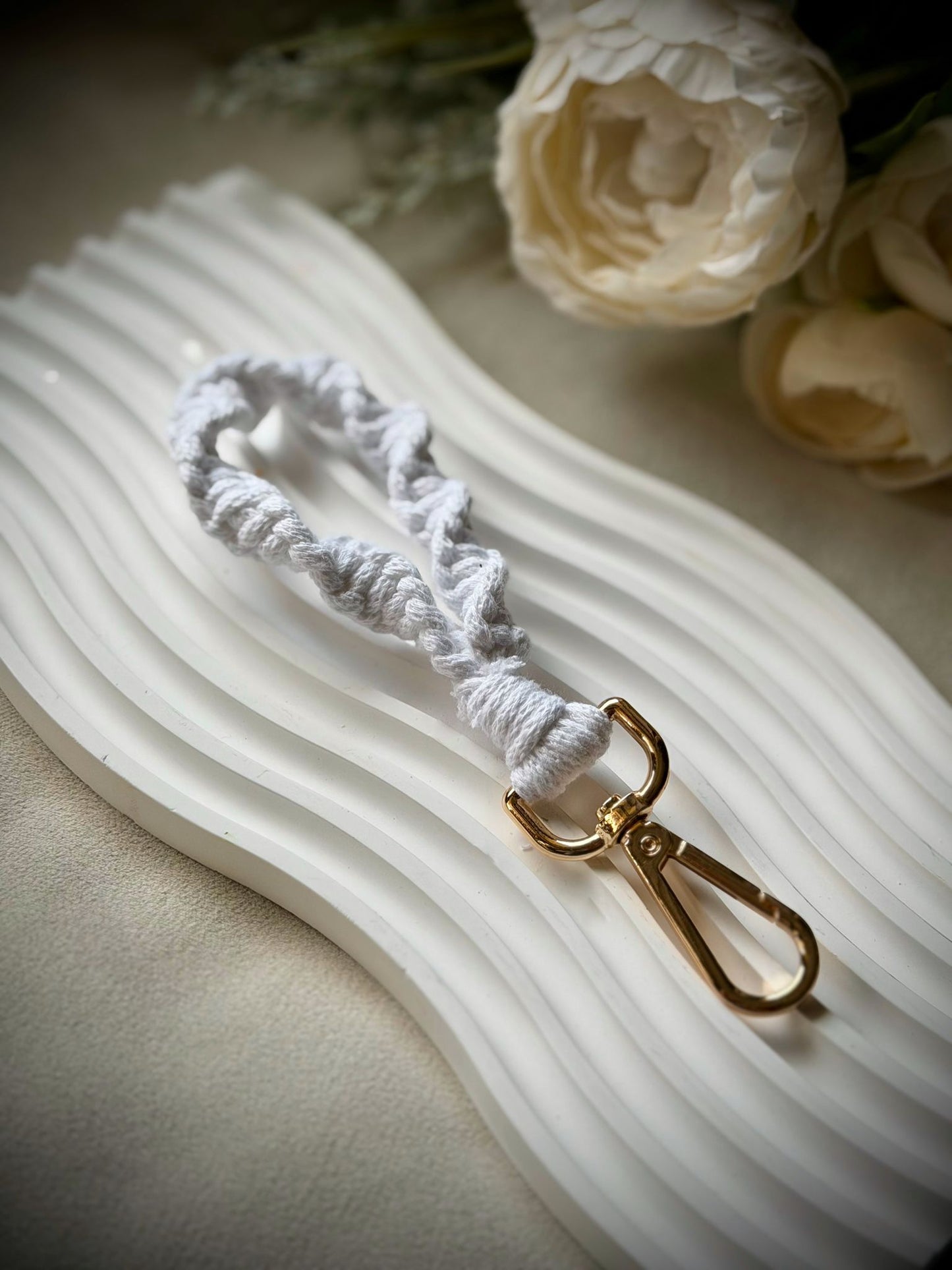 Brelok - White Knot
